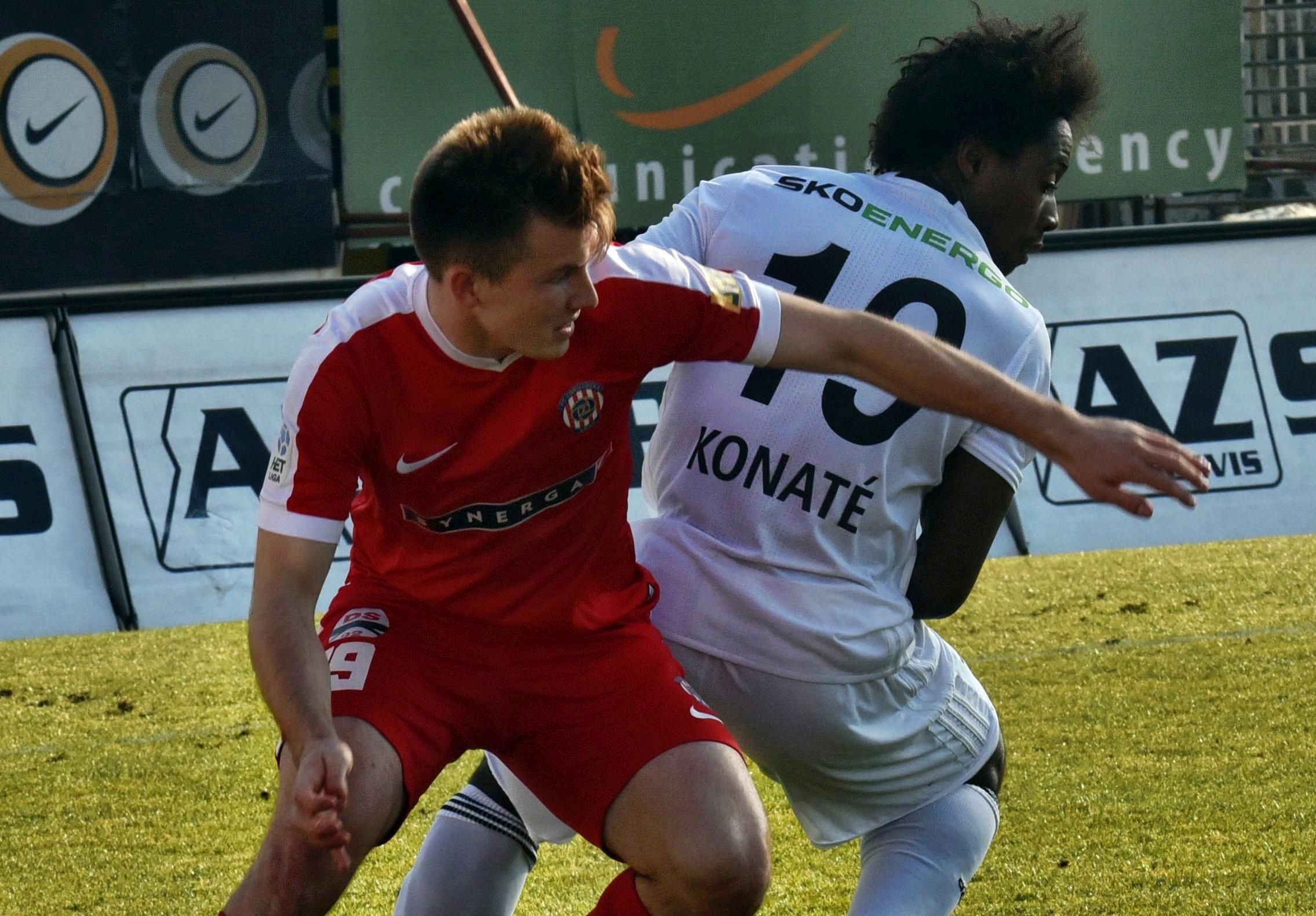 VIDEO: Hůř jsme začít nemohli, štvalo po utkání Lutonského