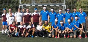 Junioři navštívili trénink nevidomých futsalistů
