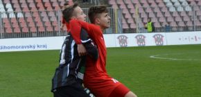 U19: Prvn jarn porka - v Brn loupil Hradec Krlov