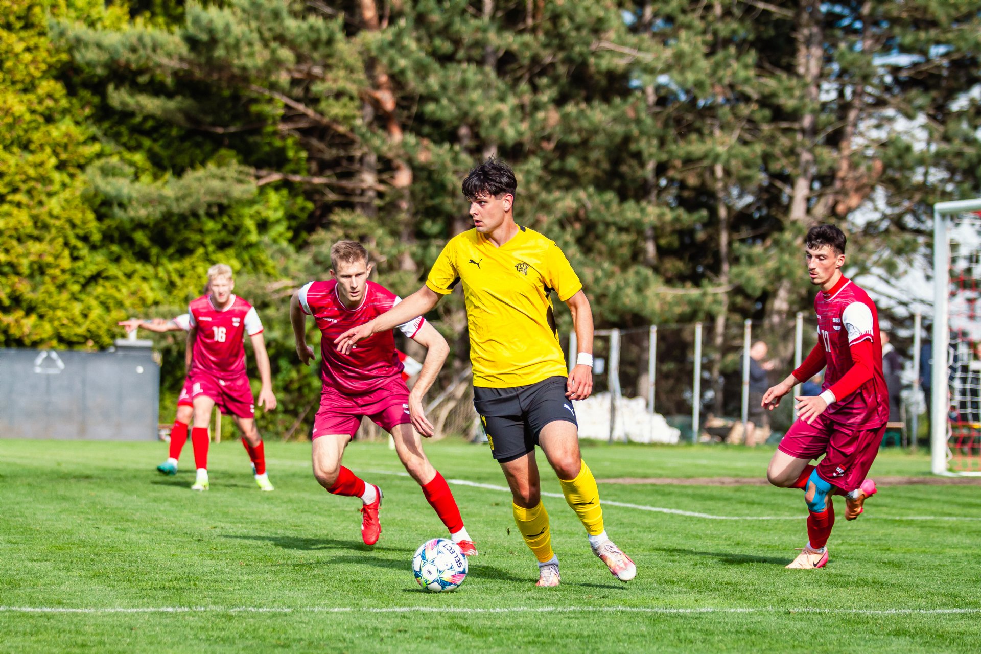 Béčko v derby remizovalo na hřišti Startu
