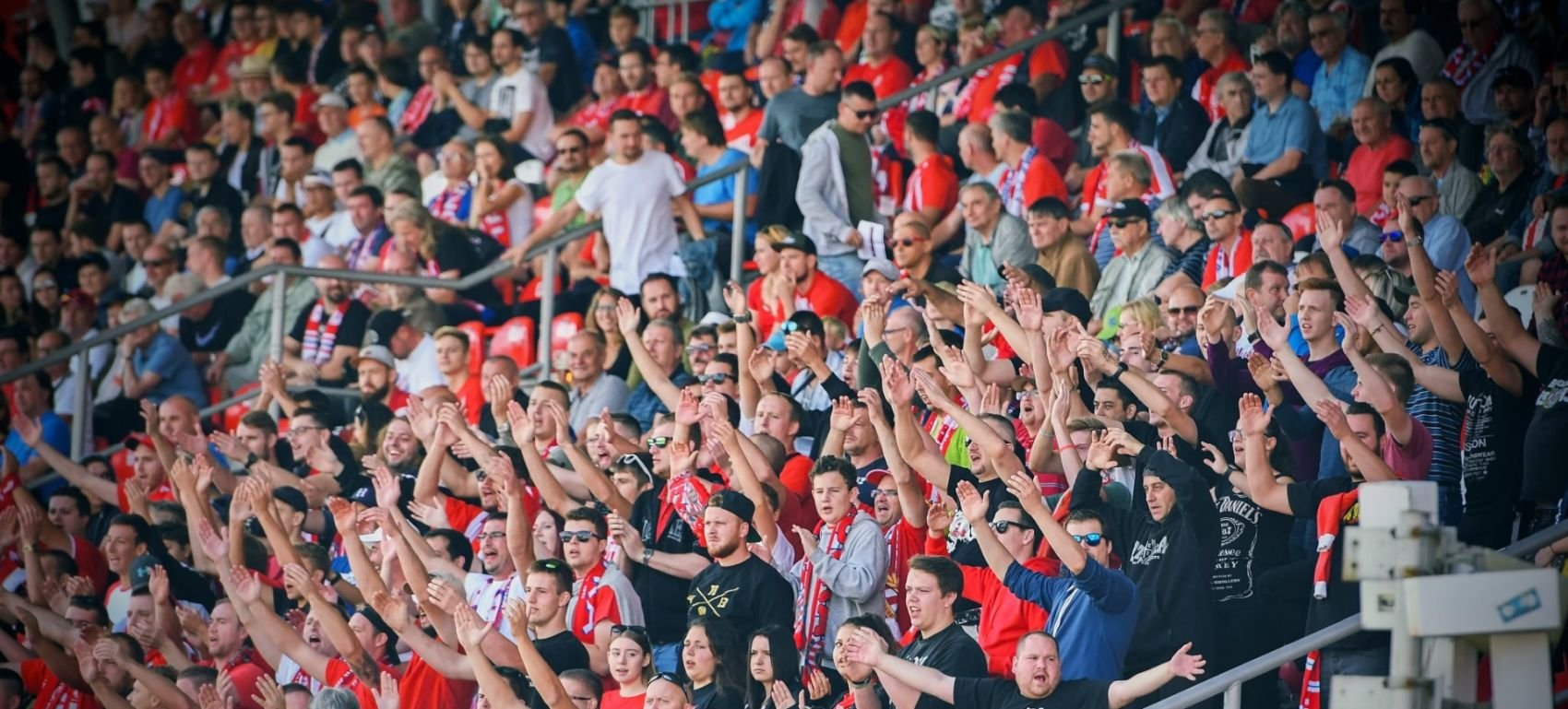 Funkce SLO propojuje klub a fanouky na tribunch