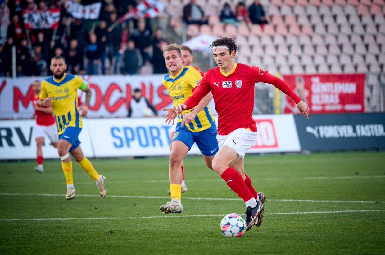 Lucas Kubr přestoupil do Hradce Králové