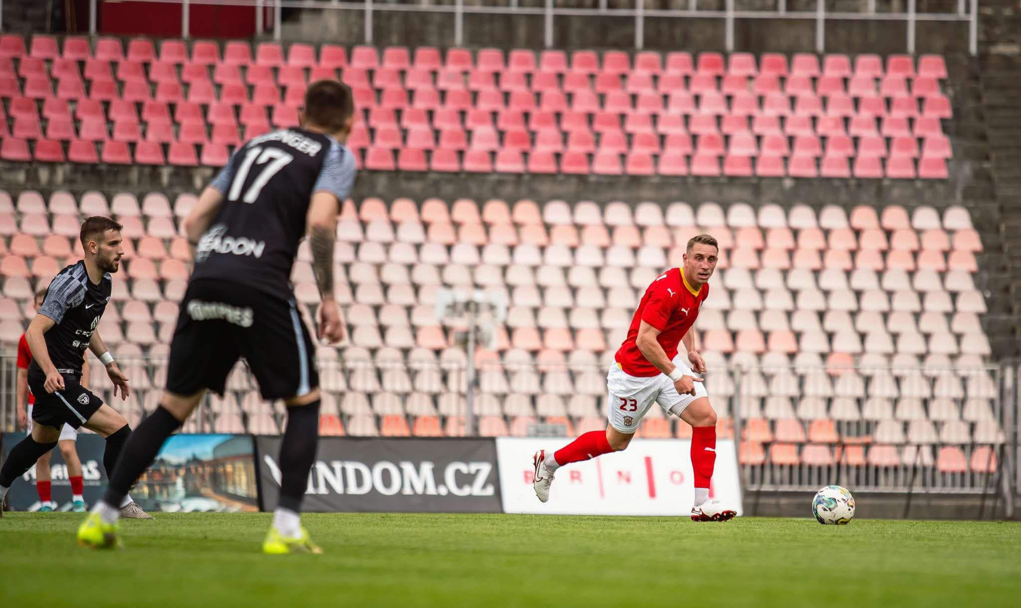 Hlučín prožil v Brně černou neděli