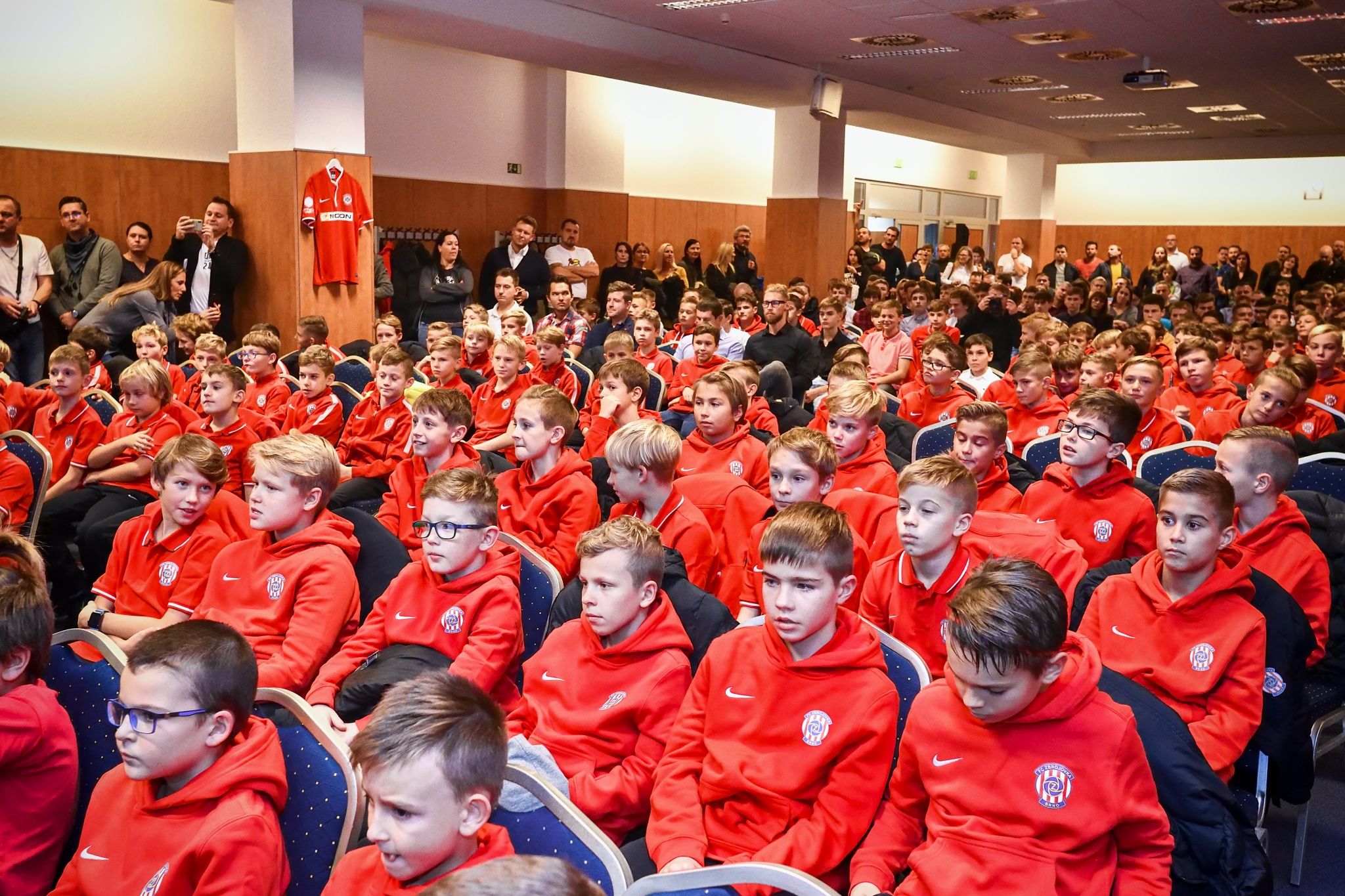 FOTO: Zbrojovka v Hotelu AVANTI ocenila mládežnické talenty za rok 2019