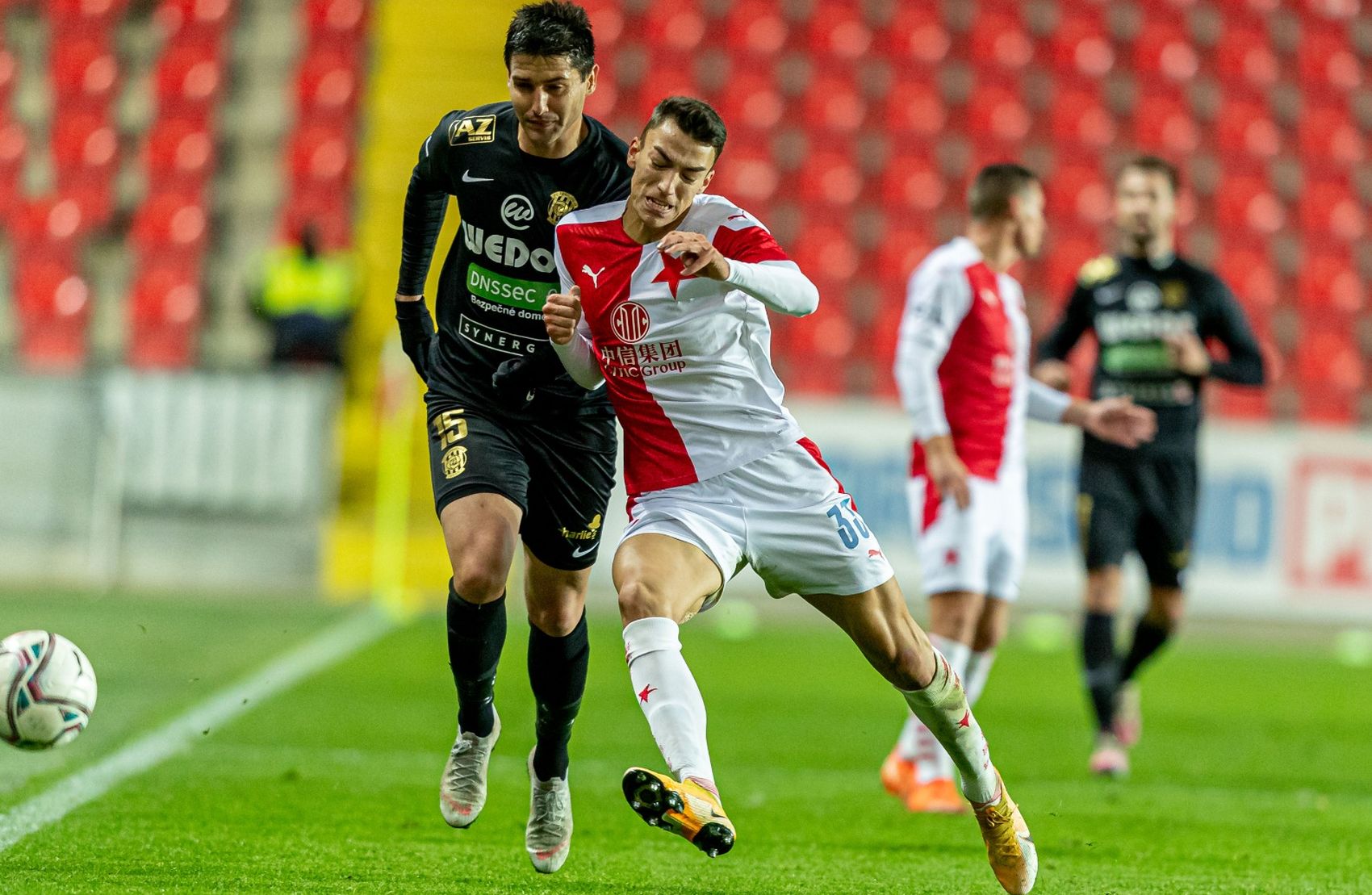 Jakub Šural vystřelil Zbrojovce v Edenu cenný bod!