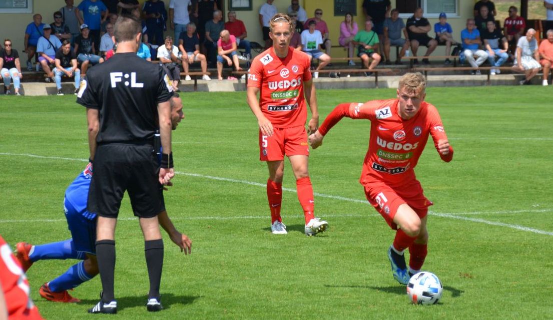 Zbrojováci na hostování - Moučka s Lhoteckým mezi střelci