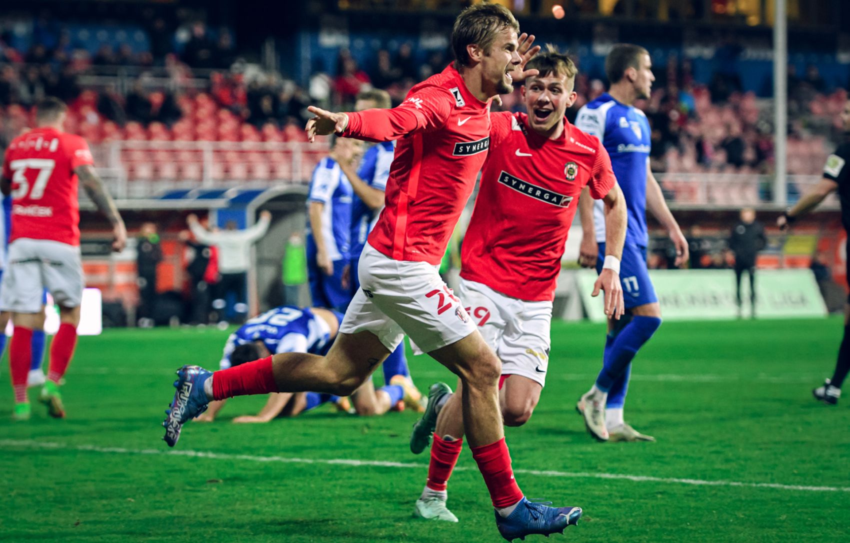 Zbrojovka otočila duel s Vlašimí a upevnila si první příčku!