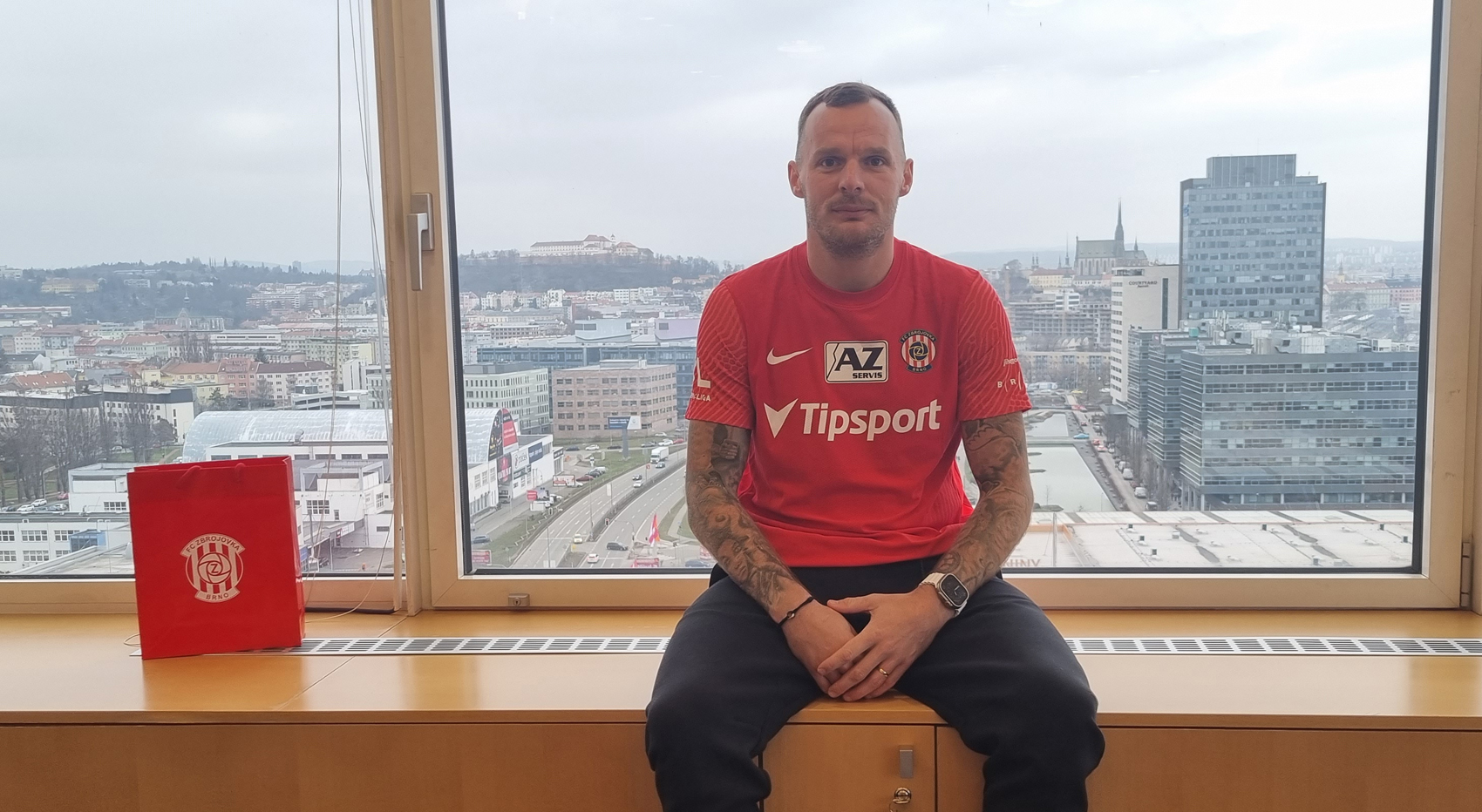 VIDEO: Jakub Řezníček prodloužil smlouvu!