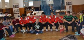 Zbrojováci navštívili další podnik Vítámvás Cupu, tentokrát na ZŠ Košinova