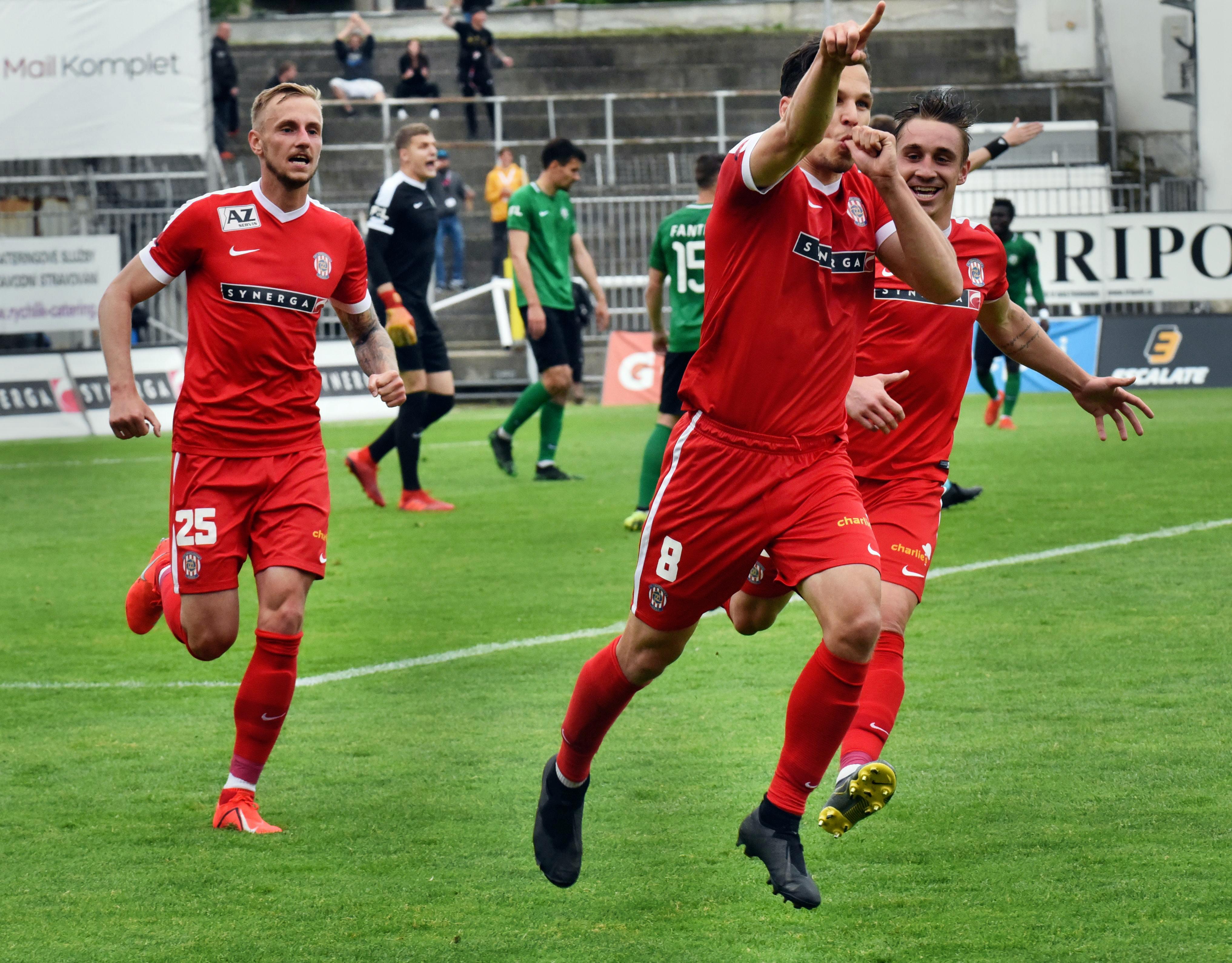 VIDEO: Zbývá překonat poslední překážku, burcuje Šimon Šumbera