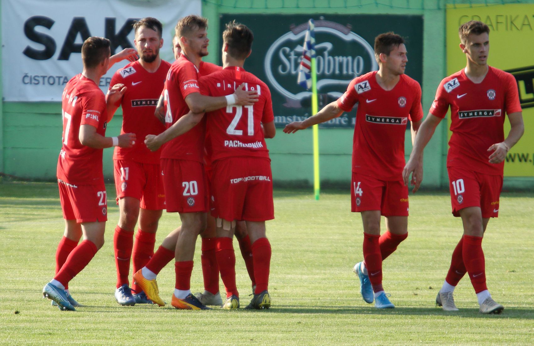 Zbrojovka otoila derby v Lni, v zvru rozhodl hlavou Dreksa