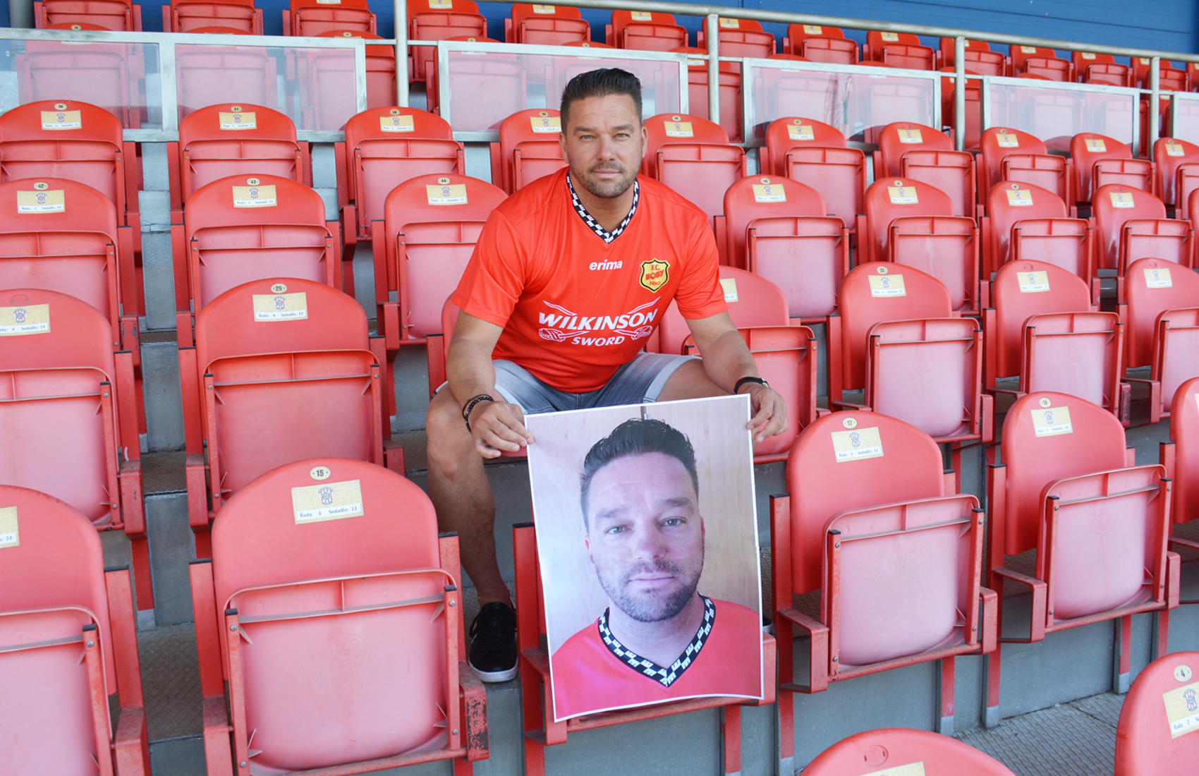 Jdu na fotbal! Pošlete nám fotku a buďte alespoň symbolicky u ligových bojů!