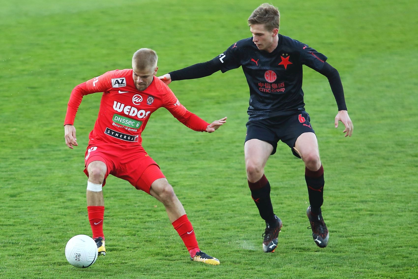 Čerstvý otec Hladík po Slavii: Snad nás bod s lídrem povzbudí