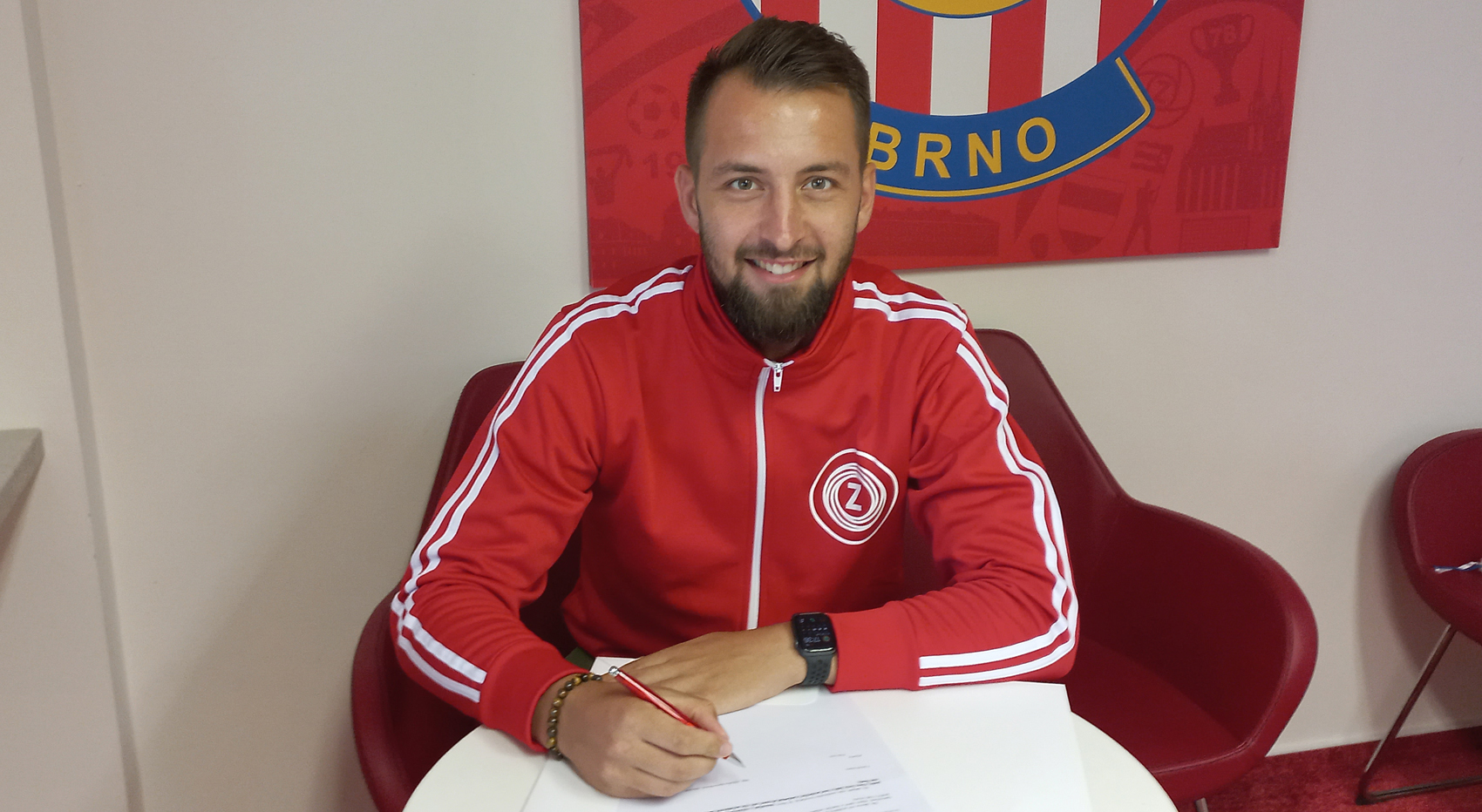 Adam Fousek prodloužil smlouvu ve Zbrojovce