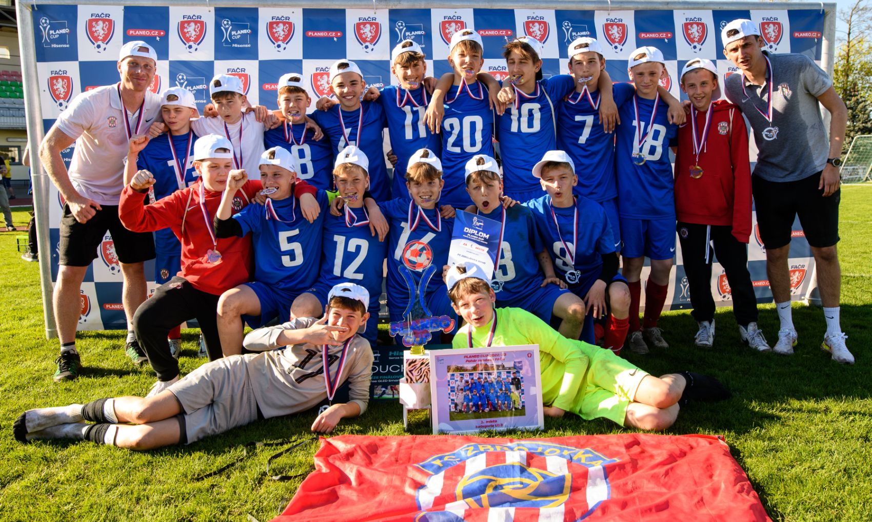 U13: Zbrojováci ovládli PLANEO CUP!